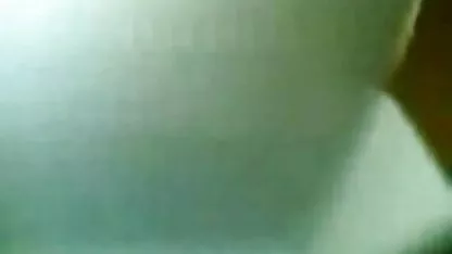 Seorang mahasiswa muda dengan kawat gigi dan nonton bokep jepang free tahan pemutih